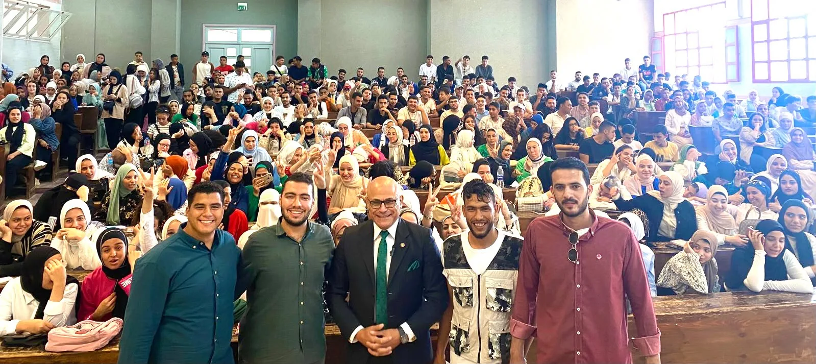صورة من أرشيف الأستاذ الدكتور ماجد عبد العظيم