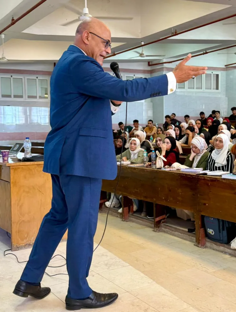 صورة من أرشيف الأستاذ الدكتور ماجد عبد العظيم